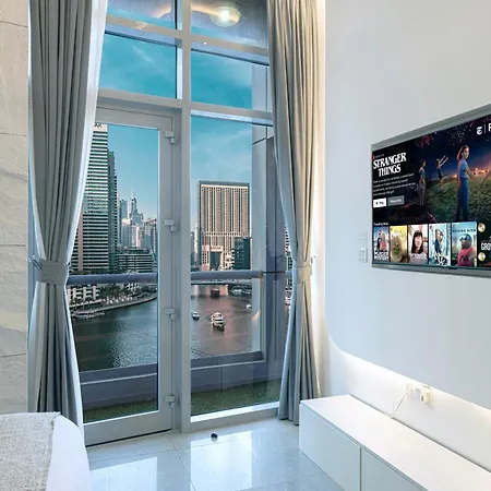 شقة A Marina Luxe Retreat دبي المظهر الخارجي الصورة