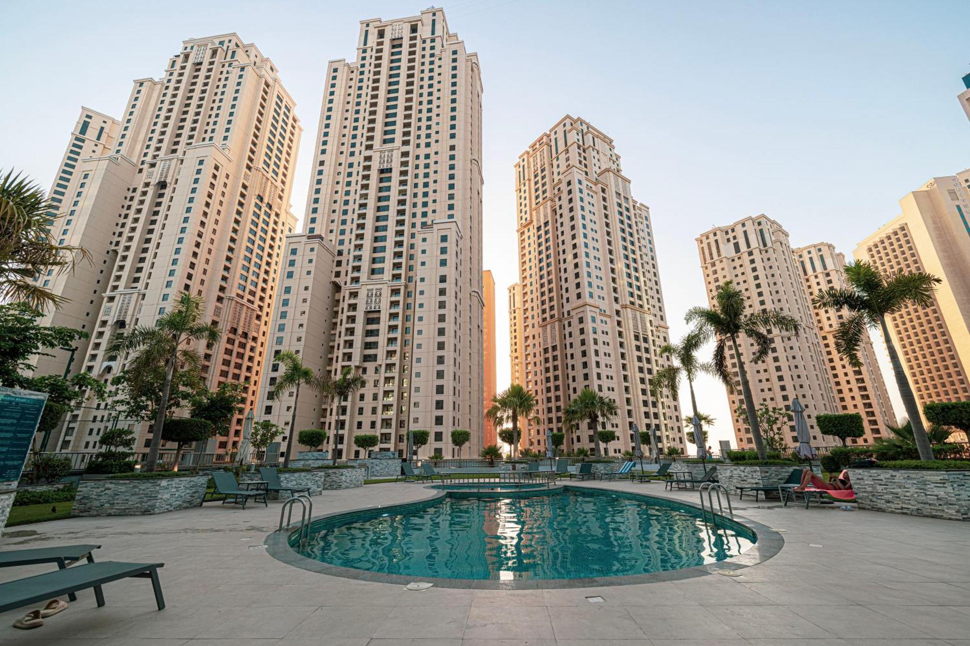 شقة A Marina Luxe Retreat دبي