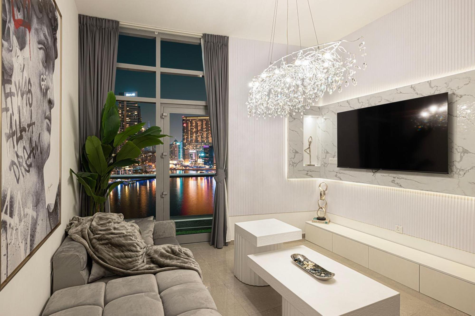 A Marina Luxe Retreat شقة