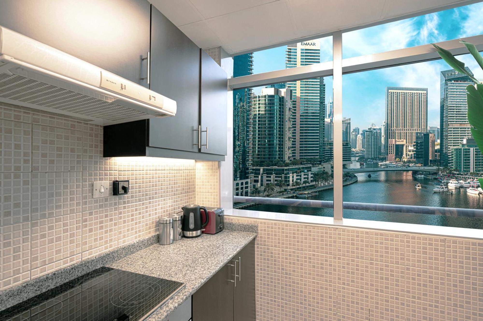 شقة A Marina Luxe Retreat *